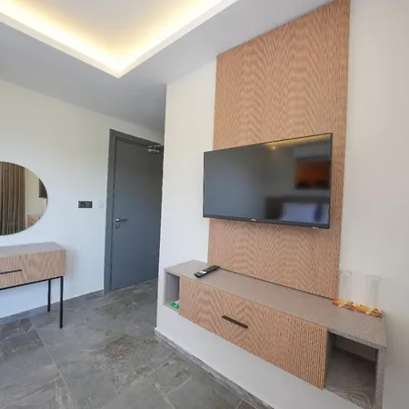 Ada Boutique Μαρμαρίς
